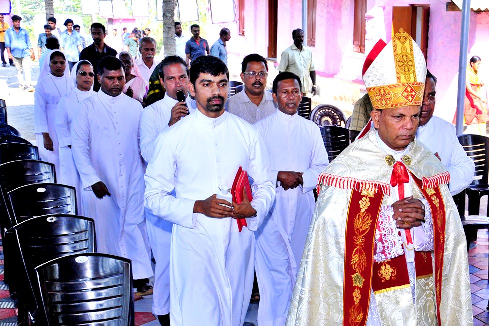 കുരിശ്‌ സഹനത്തിന്റെ പ്രതീകം തീർഥാടകർ സ്വയം നിയന്ത്രിച്ച്‌ തീർത്ഥാനത്തിൽ പങ്കെടുക്കണം; ബിഷപ്‌ വിൻസെന്റ്‌ സാമുവൽ