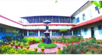 ന​വ​തി​യു​ടെ നി​റ​വി​ൽ അ​ങ്ക​മാ​ലി വ​ലി​യ മ​ഠം