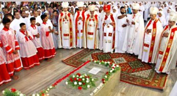 ഫാ. ​​​വ​​​ർ​​​ഗീ​​​സ് പ​​​യ്യ​​​പ്പി​​​ള്ളി​​​യു​​​ടെ ധ​​​ന്യ​​​പ​​​ദ​​​വി: ഔ​​​ദ്യോ​​​ഗി​​​ക പ്ര​​​ഖ്യാ​​​പ​​​ന​​​ത്തി​​​ന് ആ​​​യി​​​ര​​​ങ്ങ​​​ൾ സാ​​​ക്ഷി