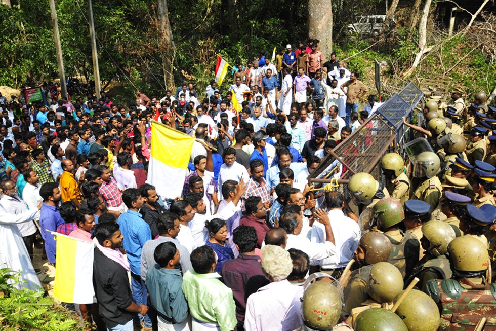 നെയ്യാറ്റിൻകര രൂപത നൽകുന്ന പരാതികളിൽ പോലീസ്‌ നടപടി സ്വീകരിക്കാത്തത്‌ തുടർകഥയാവുന്നു