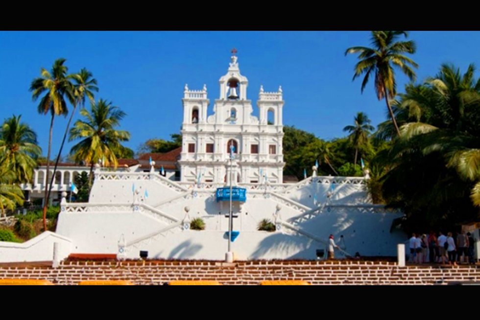 ഗോ​വ​യി​ൽ ക്രൈ​സ്ത​വ ദേ​വാ​ല​യ​ത്തി​നു സ​മീ​പം കു​രി​ശ് ത​ല്ലി​ത്ത​ക​ർ​ത്ത നി​ല​യി​ൽ