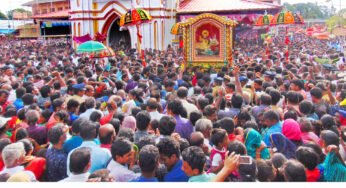 പതിനായിരങ്ങൾ സാക്ഷി എടത്വ പുണ്യവാളന്റെ പ്രദക്ഷിണം ഭക്‌തി സാന്ദ്രം