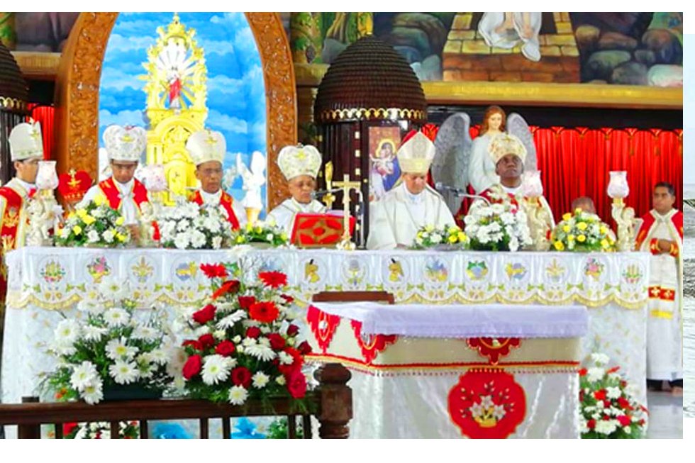 മാർ ജേക്കബ്‌ മനത്തോടത്ത്‌ സ്‌ഥാനം ഏറ്റെടുത്തു