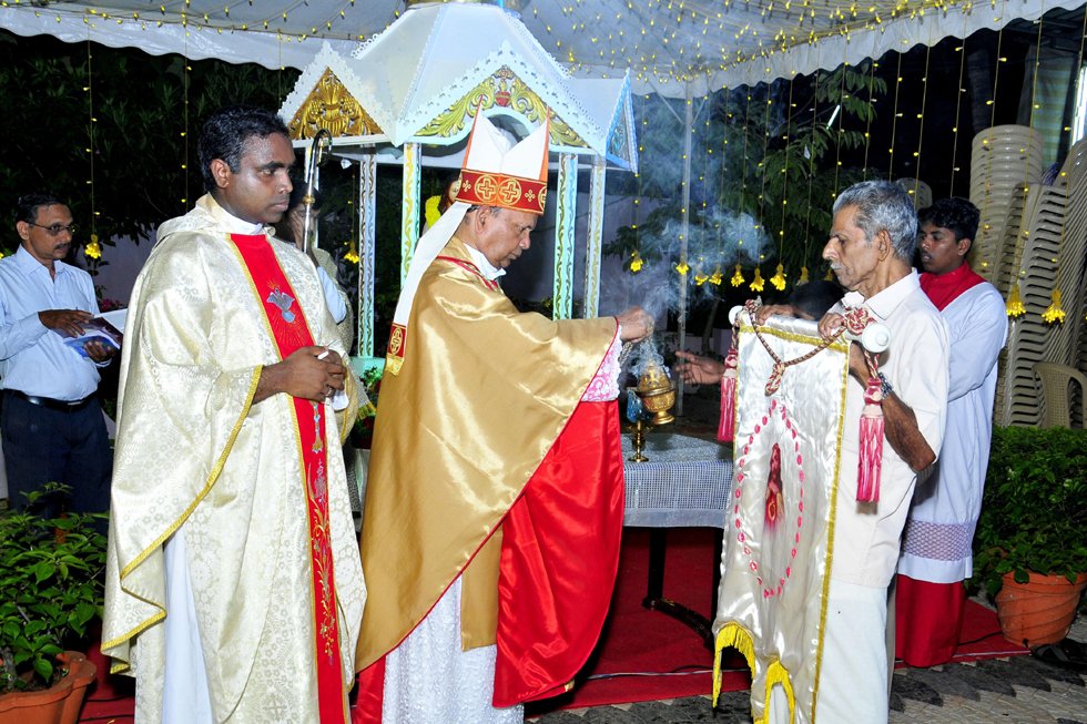 പത്താംങ്കല്ല്‌ തിരുഹൃദയ ദേവാലയ തിരുനാളിന്‌ തുടക്കമായി