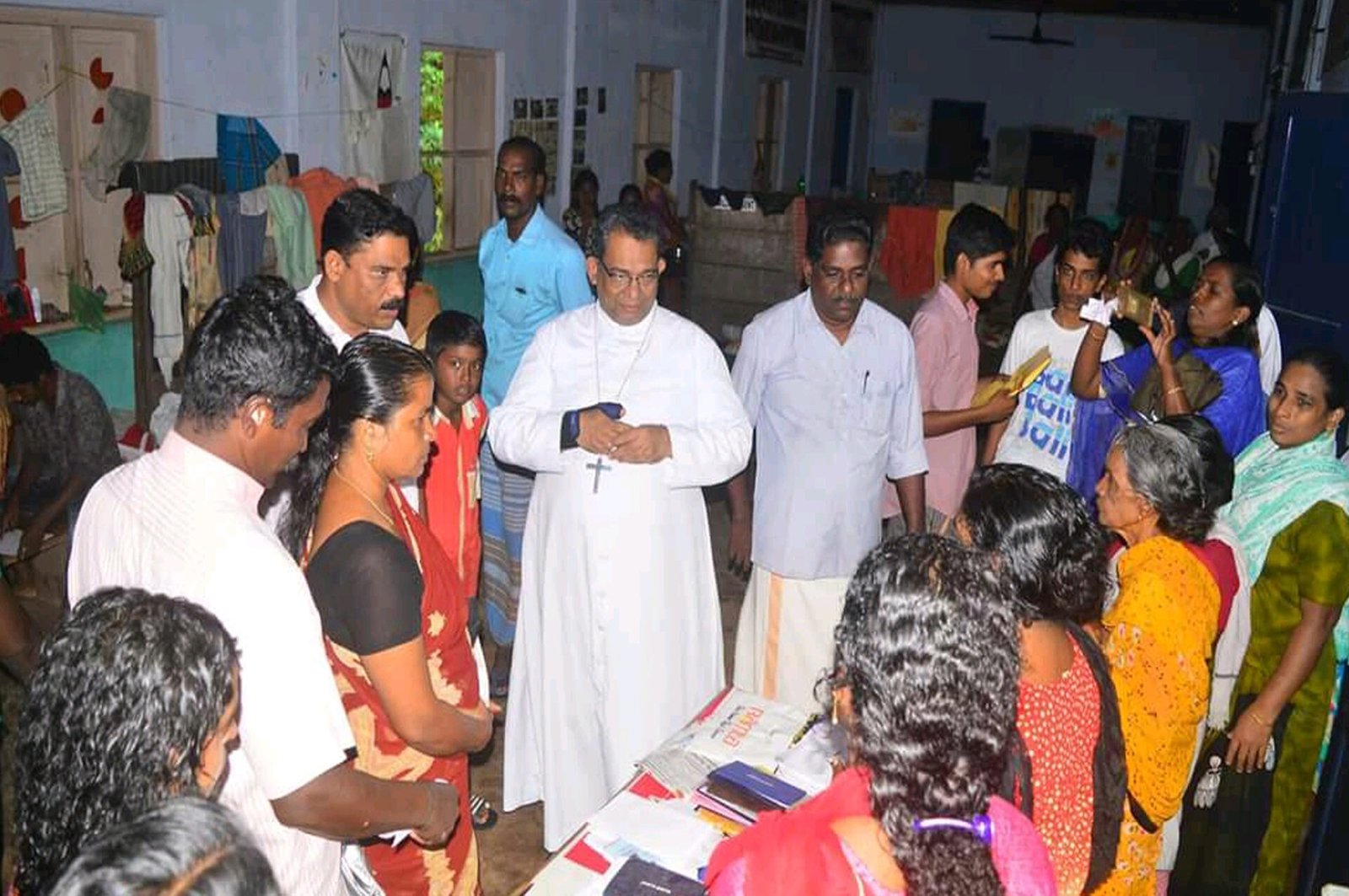 കാരുണ്യത്തിന്റെയും ആശ്വാസത്തിന്റെയും ആൾരൂപമായി കൊല്ലം ബിഷപ്പ്