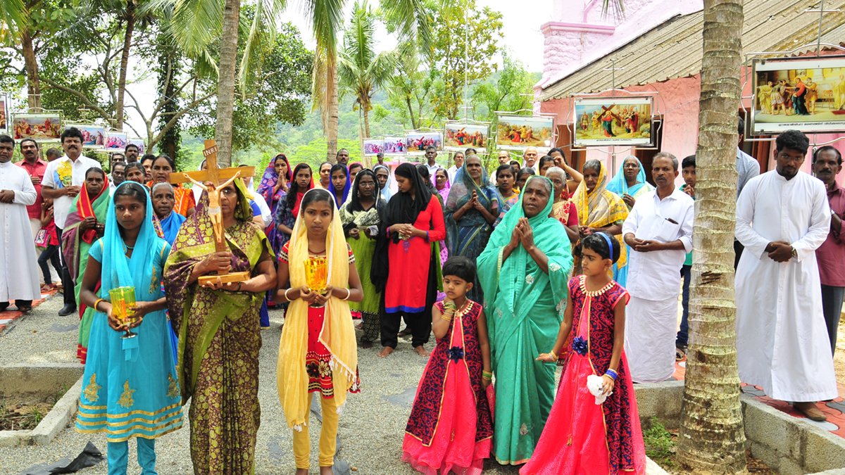 ബോണക്കാട് കുരിശുമലയില്‍ കുരിശിന്‍റെ മഹത്വീകരണ തിരുനാളിന് ഭക്തി നിര്‍ഭരമായ സമാപനം