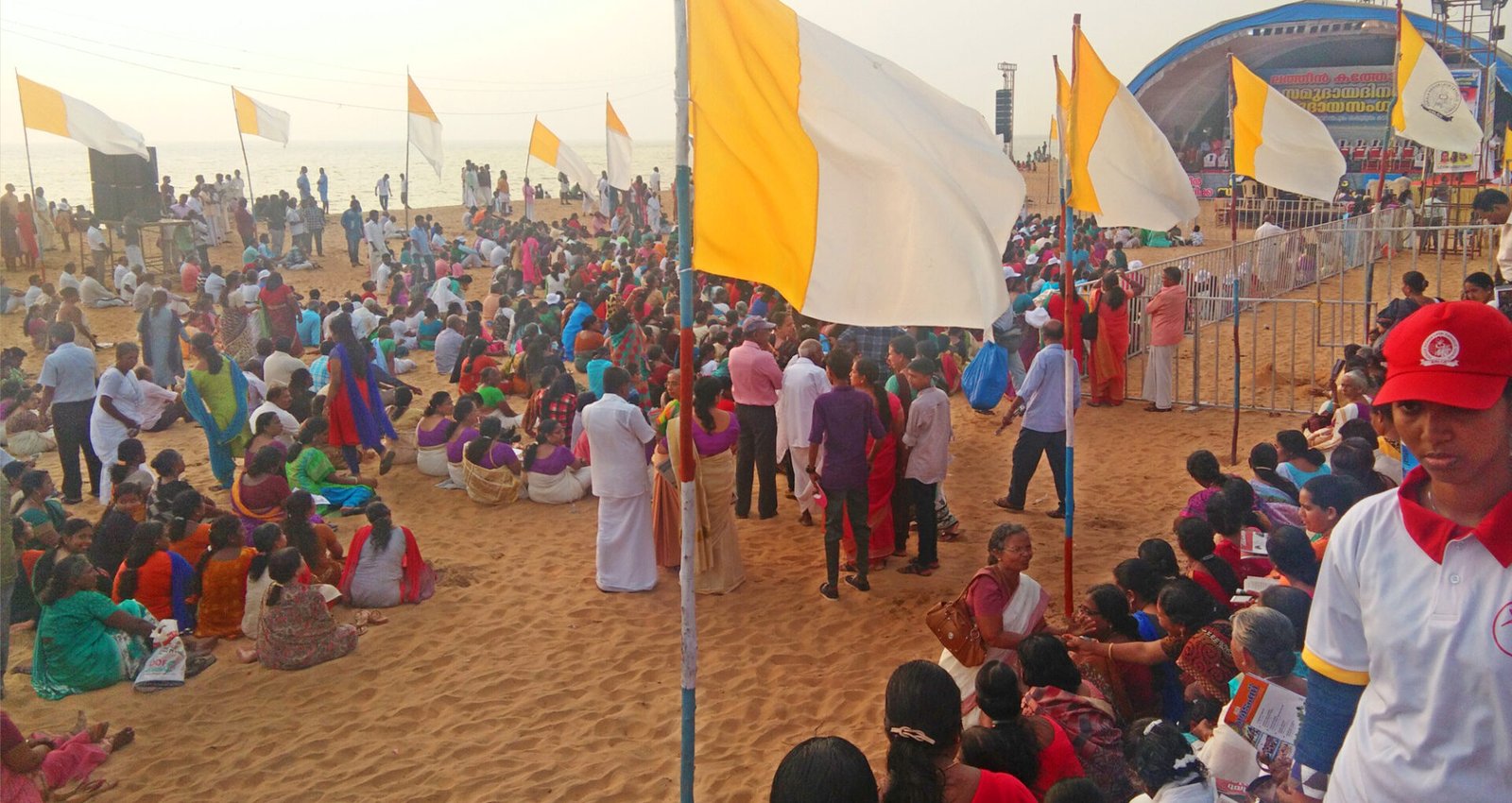 ഇരുപതു ലക്ഷവും രണ്ടായിരവും പിന്നെ ലത്തീന്‍ കാത്തോലിക്കാ സമുദായദിന മഹാസമ്മേളനവും..