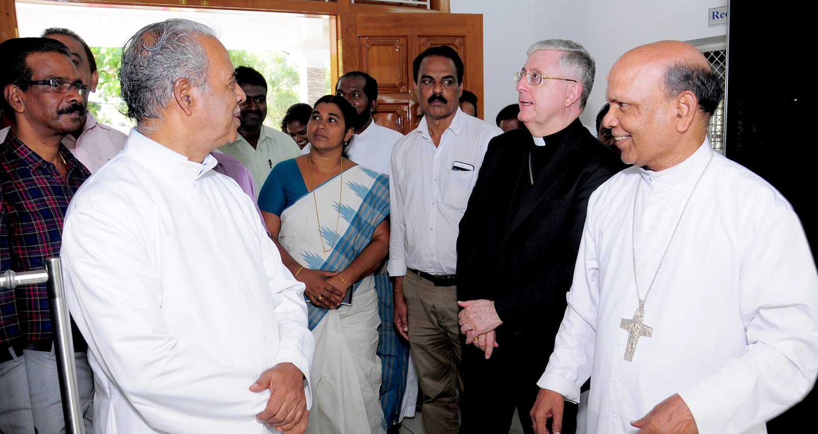 വത്തിക്കാന്‍ സ്ഥാനപതിക്ക് നെയ്യാറ്റിന്‍കര ബിഷപ്പ്സ് ഹൗസില്‍ ഊഷ്മള സ്വീകരണം