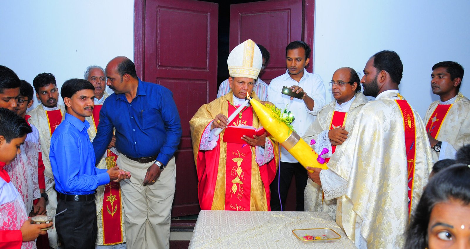 ഉദ്ധിതനായ ക്രിസ്തു നല്‍കുന്നത് നവീകരണത്തിന്‍റെ സന്ദേശം; ബിഷപ്പ് ഡോ.വിന്‍സെന്‍റ് സാമുവല്‍