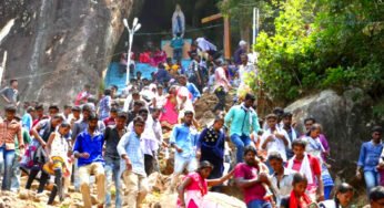 കടുത്ത വേനല്‍ച്ചൂടിനെ അവഗണിച്ച് കുരിശുമലയിലേയ്ക്ക് തീര്‍ത്ഥാടക പ്രവാഹം