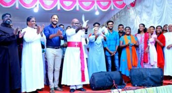 ഇന്ത്യയില്‍ സമാധാനം പുനസ്ഥാപിക്കുവാന്‍ തെക്കന്‍ കുരിശുമലയില്‍ 148 മണിക്കൂര്‍ രാപ്പകല്‍ പ്രാര്‍ഥന, വെളളരിപ്രാവുകളെ പറത്തി