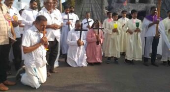 ആലപ്പുഴയിൽ സംയുക്ത കുരിശിന്റെ വഴി നടത്തി